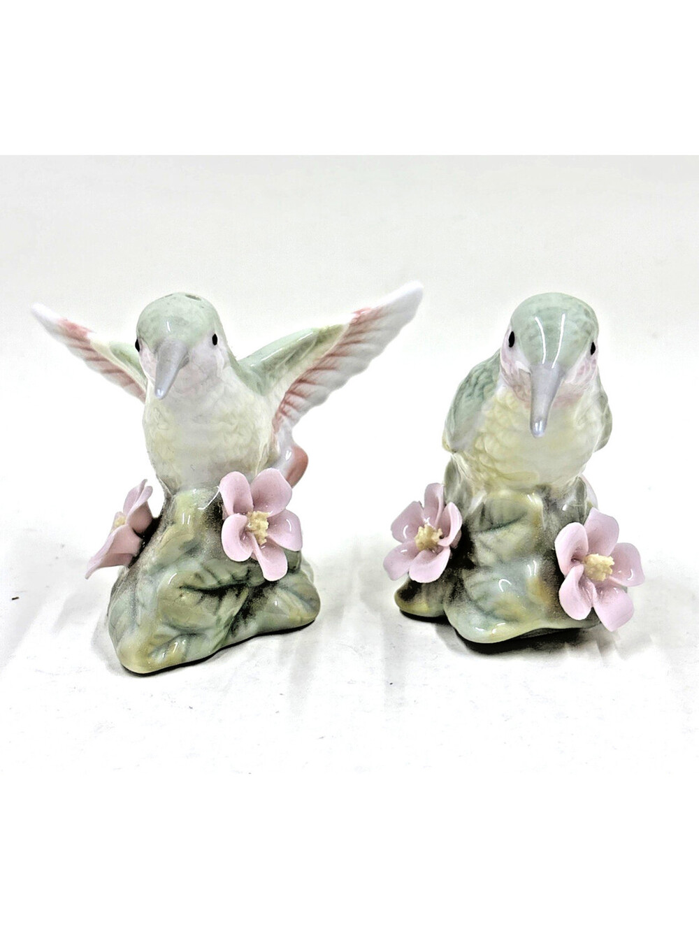 HUMMINGBIRD & FLOWERS Pastel Colored Porcelain Salt & Pepper Shaker Set 2.75"